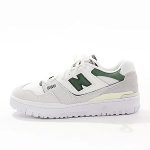 New Balance 550 sneakers in white with green detail, Men’s 9.5